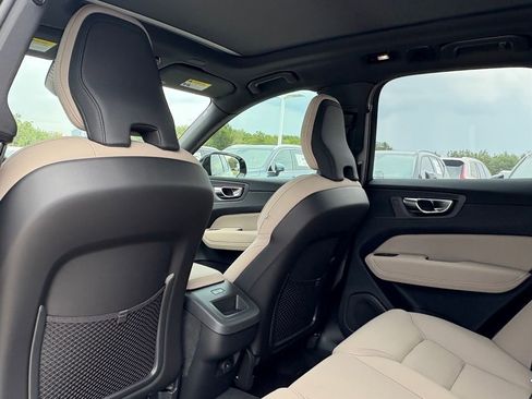 New 2026 Volvo XC60 B5 Plus w/ Protection Package Premier image 23