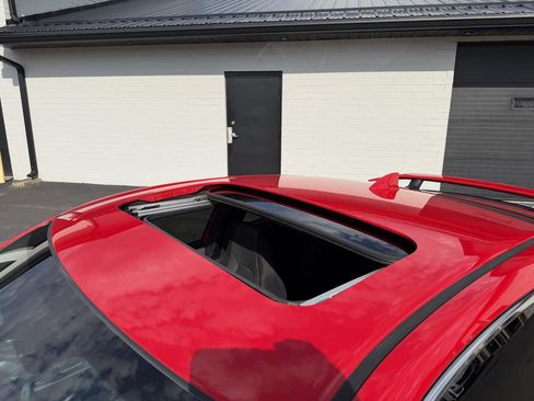 Used 2018 Honda Civic Si image 10