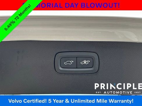 Certified 2024 Volvo XC90 T8 Plus w/ Protection Package Premier AWD/4WD image 16