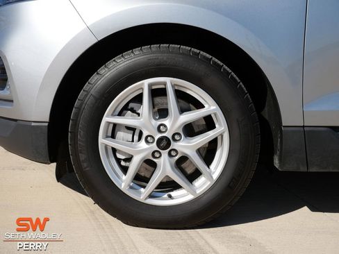 Certified 2024 Ford Edge SEL image 12