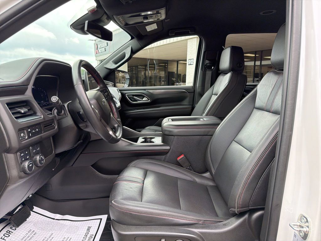 Used 2023 Chevrolet Tahoe RST AWD/4WD image 23
