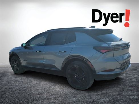 New 2026 Chevrolet Equinox EV RS image 6