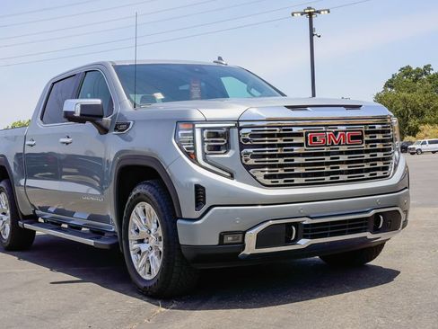 New 2026 GMC Sierra 1500 Denali w/ Technology Package AWD/4WD image 5