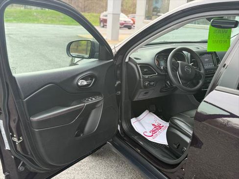 Certified 2021 Jeep Cherokee Trailhawk image 12