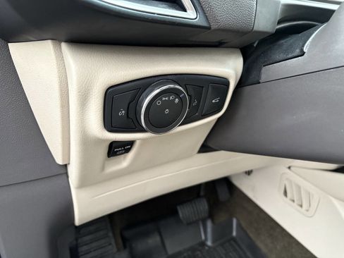 Used 2018 Lincoln MKX Reserve w/ Lincoln MKX Climate Package image 25