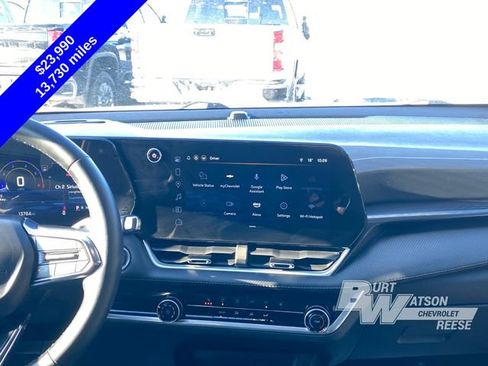 Used 2025 Chevrolet Equinox LT image 19