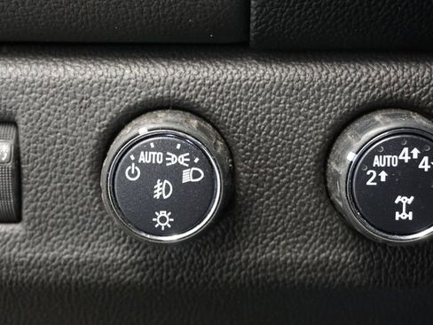 Used 2020 GMC Canyon SLE w/ Elevation Edition image 38