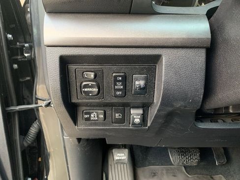 Used 2021 Toyota Tundra SR5 image 28
