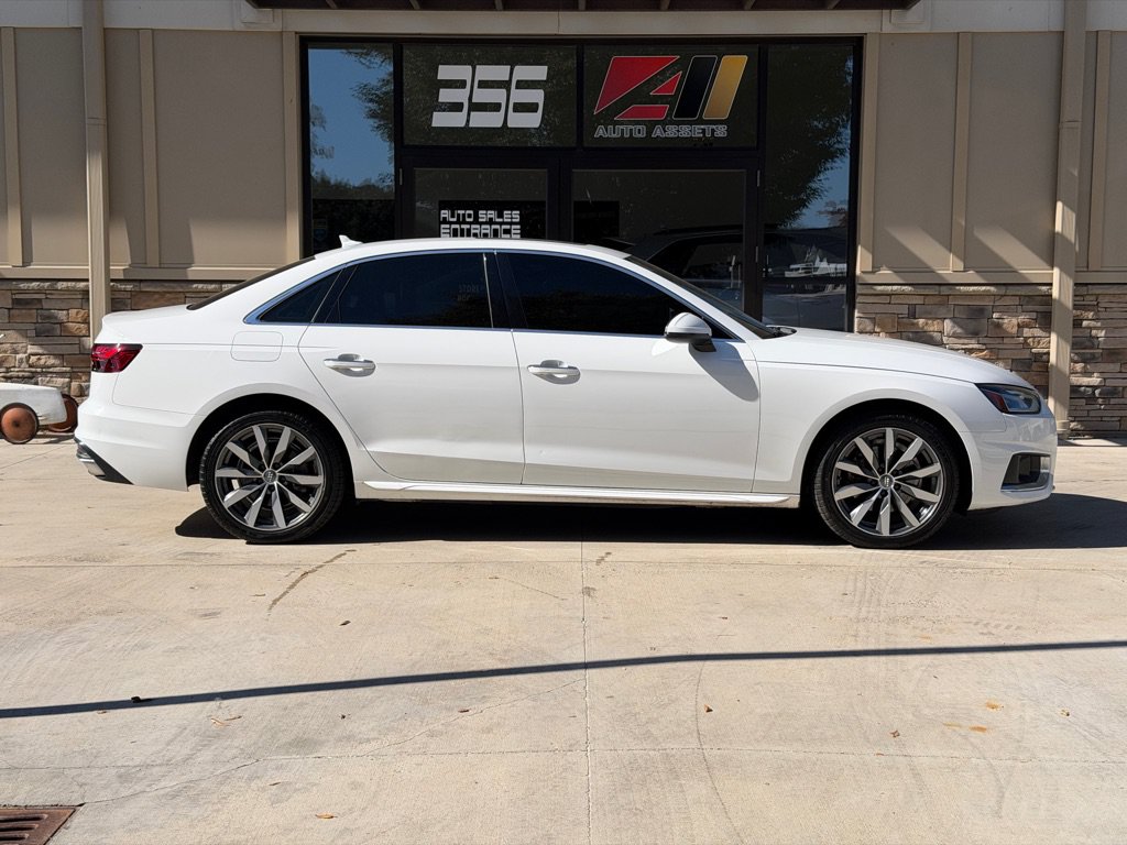 Used 2020 Audi A4 2.0T Premium w/ Convenience Package FWD image 2