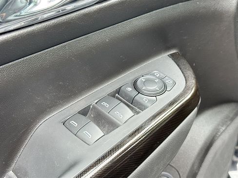 Used 2023 GMC Acadia AT4 w/ Technology Package image 18