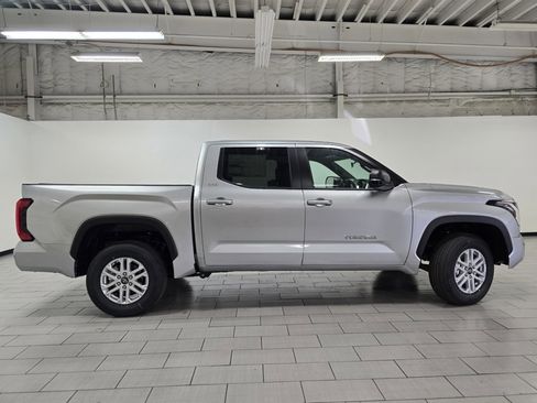 New 2026 Toyota Tundra SR5 image 17