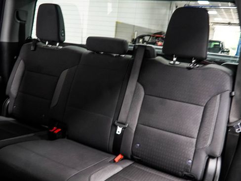 Used 2025 Chevrolet Silverado 1500 Custom RWD image 33