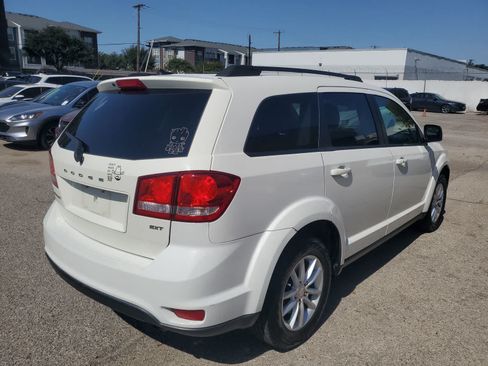 Used 2015 Dodge Journey SXT w/ Flexible Seating Group FWD image 5