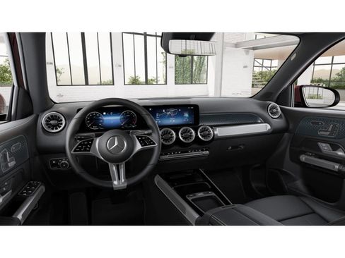 New 2026 Mercedes-Benz GLB 250 image 2