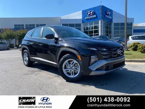 New 2026 Hyundai Tucson SE image 1