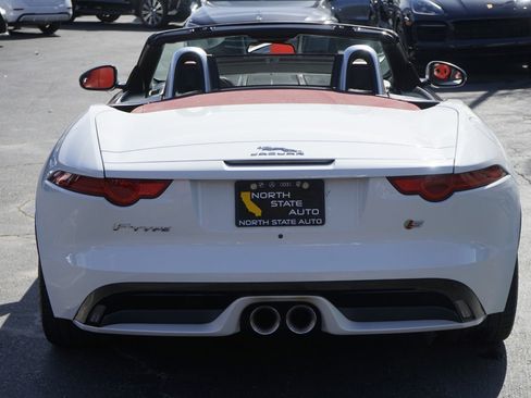 Used 2017 Jaguar F-TYPE S image 9