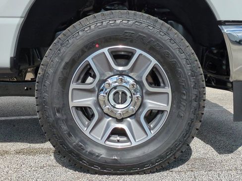 New 2026 Ford F350 Lariat w/ FX4 Off-Road Package image 11