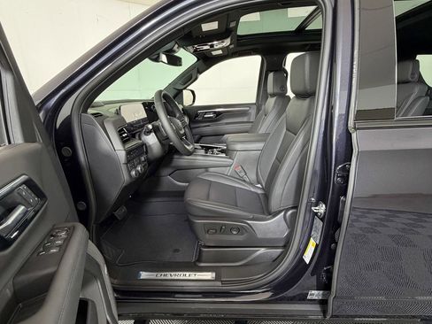 New 2026 Chevrolet Tahoe Z71 w/ Comfort Package AWD/4WD image 10