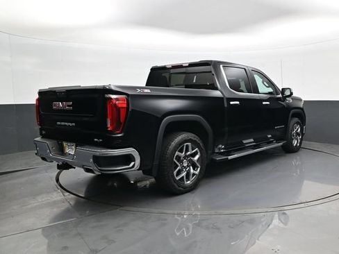 Used 2024 GMC Sierra 1500 SLT w/ SLT Premium Plus Package AWD/4WD image 5