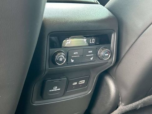 Certified 2020 GMC Acadia Denali w/ Technology Package AWD/4WD image 19