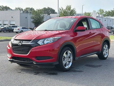 Used 2016 Honda HR-V LX image 6