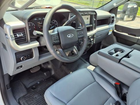New 2023 Ford F350 XL w/ XL Chrome Package image 5