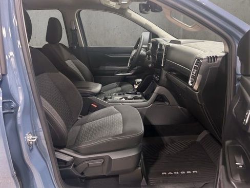 Used 2025 Ford Ranger XLT w/ Technology Package image 20