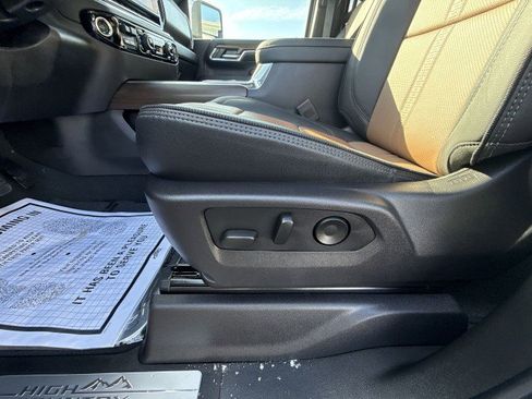 Certified 2024 Chevrolet Silverado 3500 High Country w/ Technology Package image 14