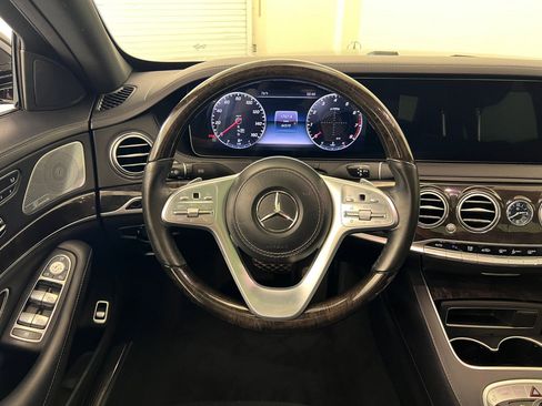 Used 2019 Mercedes-Benz S 450 Sedan image 25