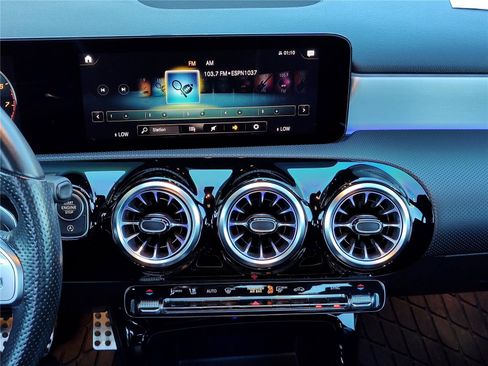 Used 2022 Mercedes-Benz A 220 image 17