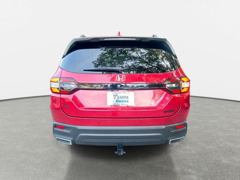 Certified 2023 Honda Pilot Sport image 7