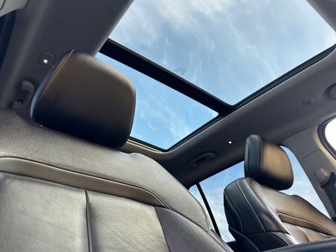 Used 2021 Jeep Grand Cherokee L Limited w/ MOPAR Finishing Package image 17