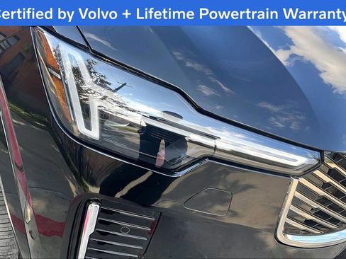 Certified 2025 Volvo XC90 B6 Plus image 39