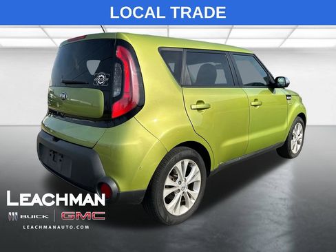 Used 2014 Kia Soul + image 3