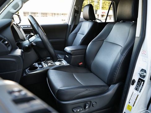 Used 2024 Toyota 4Runner SR5 Premium image 22