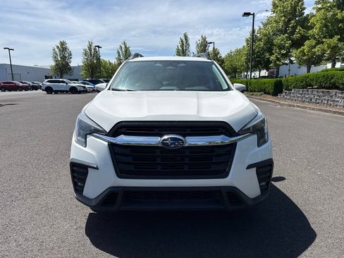 Used 2023 Subaru Ascent Limited AWD/4WD image 2