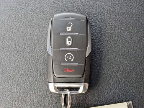 New 2026 RAM 1500 Big Horn AWD/4WD image 30