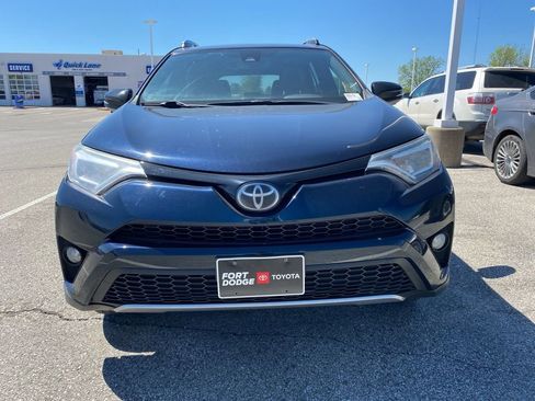 Used 2018 Toyota RAV4 SE w/ Power Extra Value Package AWD/4WD image 6