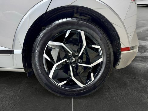 Used 2024 Hyundai Ioniq 5 Limited image 36