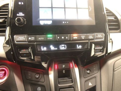 Used 2023 Honda Odyssey Sport image 35