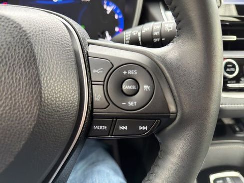 Used 2022 Toyota Corolla XSE image 26