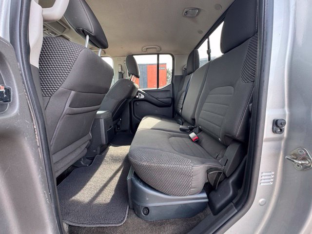 Used 2018 Nissan Frontier PRO-4X AWD/4WD image 13