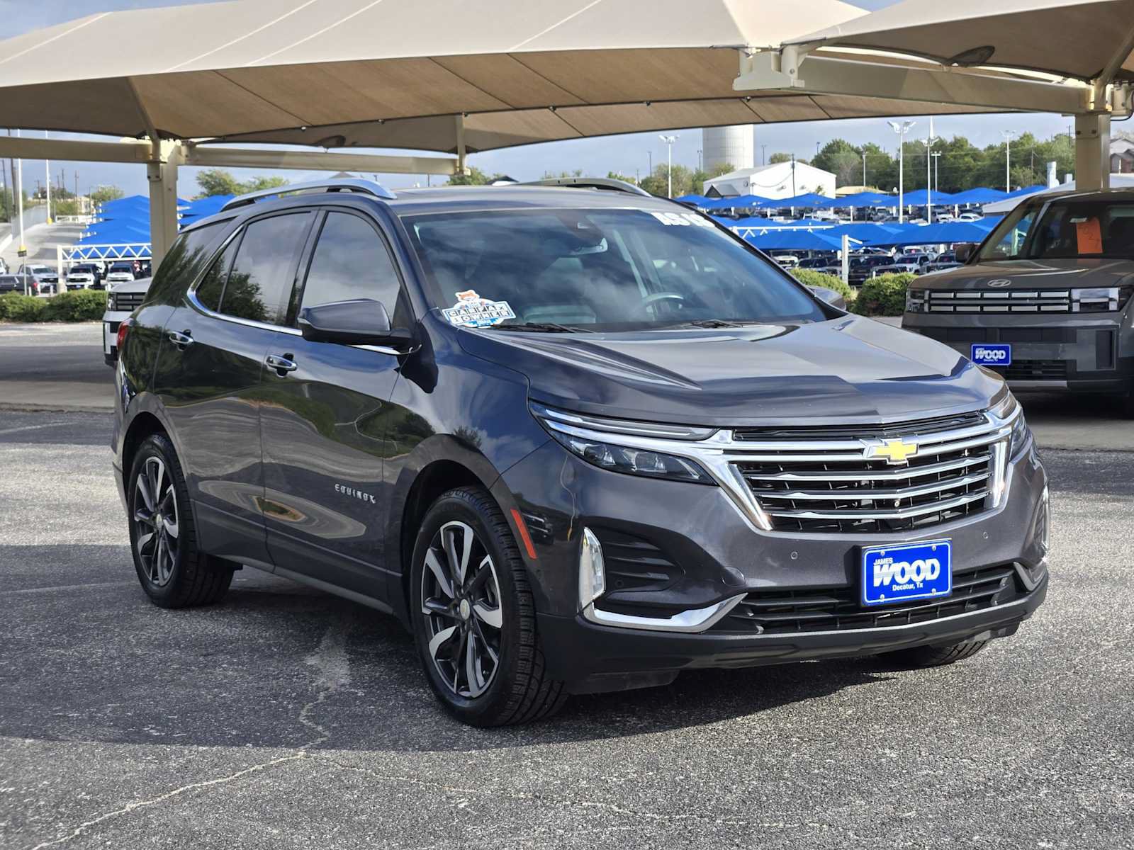 Used 2022 Chevrolet Equinox Premier FWD image 3