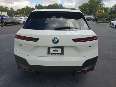 Certified 2024 BMW iX xDrive50 AWD/4WD image 4
