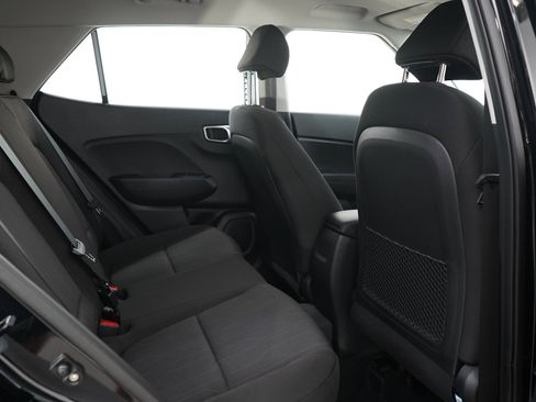 Certified 2026 Hyundai Venue SE FWD image 13
