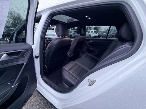 Used 2020 Volkswagen GTI S image 37