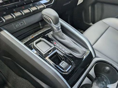 New 2026 Chevrolet Colorado LT w/ LT Convenience Package RWD image 27