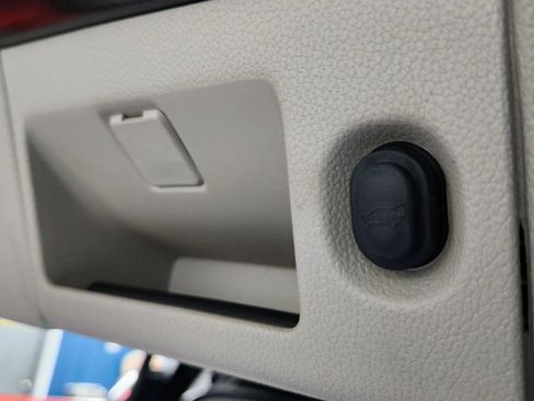 Used 2020 Cadillac Escalade Luxury w/ LPO, Radiant Package image 66