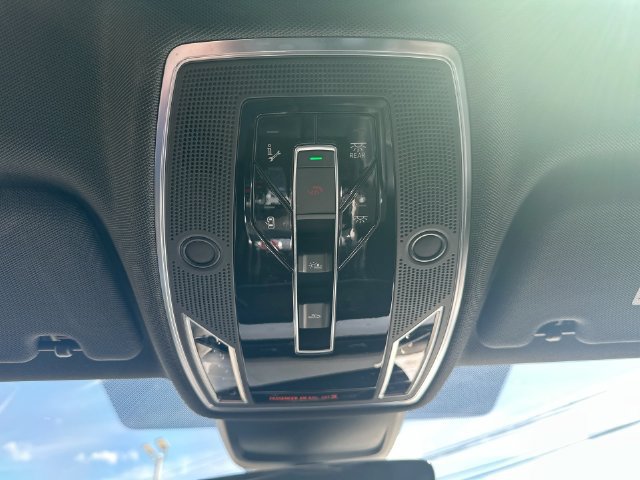 Used 2023 Audi S8 w/ S8 Executive Package AWD/4WD image 40