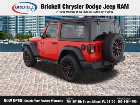 Used 2022 Jeep Wrangler Sport AWD/4WD image 3